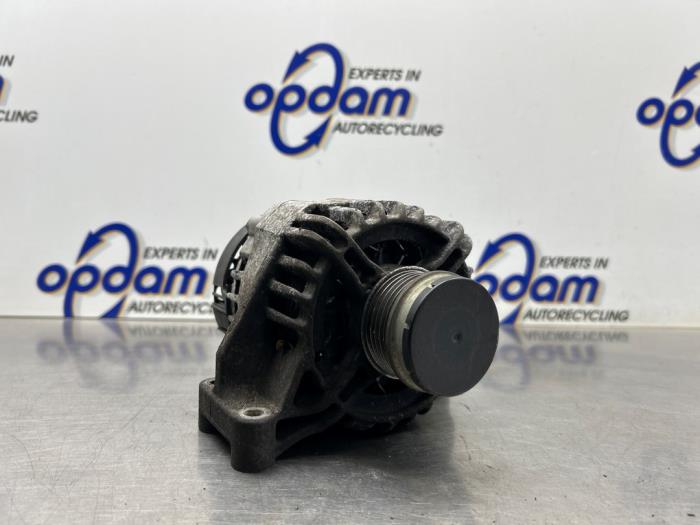 Gebruikte Dynamo Alfa Romeo MiTo (955) 1.4 Turbo Multi Air 16V Quadrifoglio Verde Prijs € 80,00 Margeregeling aangeboden door Gebr Opdam B.V.