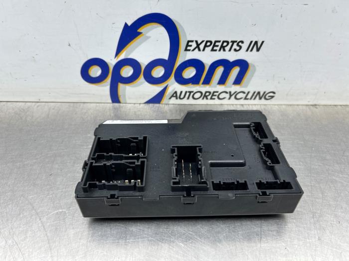 Gebruikte Bodycontrol Module Ford Fiesta 6 (JA8) 1.0 Ti-VCT 12V 65 Prijs € 80,00 Margeregeling aangeboden door Gebr Opdam B.V.