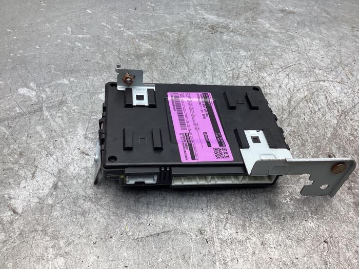 Gebruikte Computer Body Control Hyundai i30 (PDEB5/PDEBB/PDEBD/PDEBE) 1.0 T-GDI 12V Prijs € 150,00 Margeregeling aangeboden door Gebr Opdam B.V.