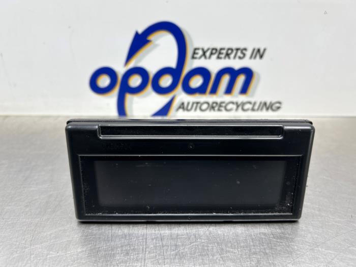 Gebruikte Display Interieur Volvo V50 (MW) 2.4i 20V Prijs € 35,00 Margeregeling aangeboden door Gebr Opdam B.V.
