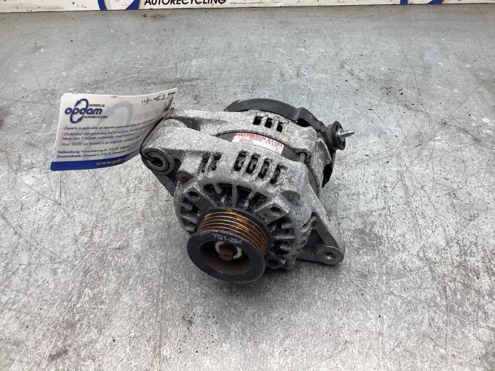 Gebruikte Dynamo Suzuki Celerio (LF) 1.0 12V Dualjet Prijs € 50,00 Margeregeling aangeboden door Gebr Opdam B.V.