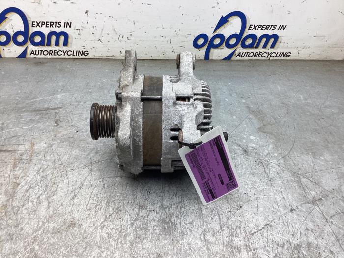 Gebruikte Dynamo Mercedes Vito (447.6) 1.6 109 CDI 16V Prijs € 151,25 Inclusief btw aangeboden door Gebr Opdam B.V.