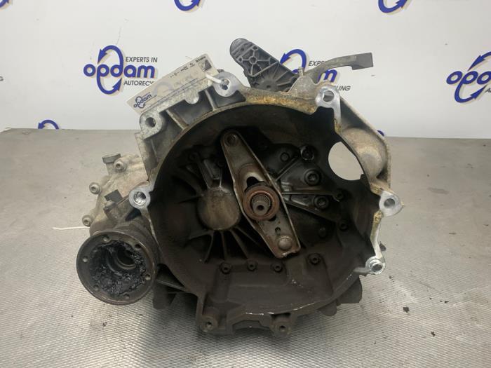 Gebruikte Versnellingsbak Skoda Fabia II Combi 1.4i 16V Prijs € 200,00 Margeregeling aangeboden door Gebr Opdam B.V.