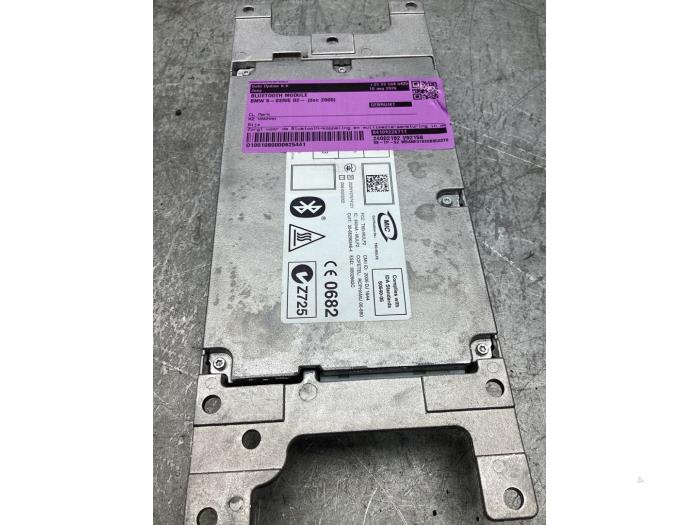 Gebruikte Bluetooth module BMW 5 serie (E60) 523i 24V Prijs € 100,00 Margeregeling aangeboden door Gebr Opdam B.V.