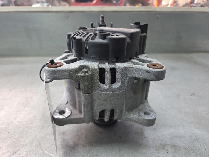 Gebruikte Dynamo Renault Megane III Grandtour (KZ) 1.2 16V TCE 115 Prijs € 75,00 Margeregeling aangeboden door Gebr Opdam B.V.