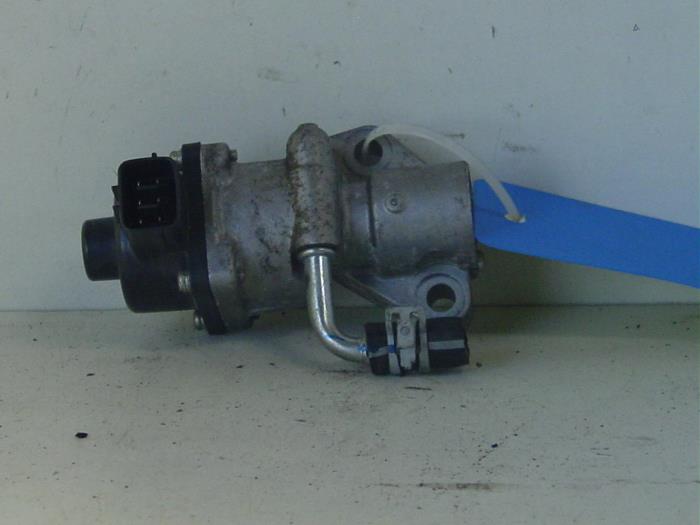 Gebruikte Uitlaat gasklep (EGR) Volvo V50 (MW) 2.0 16V Prijs € 64,00 Margeregeling aangeboden door Gebr Opdam B.V.