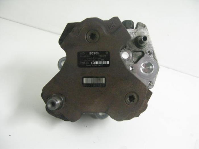 Gebruikte Tank element Pomp BMW 5-Serie Prijs € 170,00 Margeregeling aangeboden door Gebr Opdam B.V.
