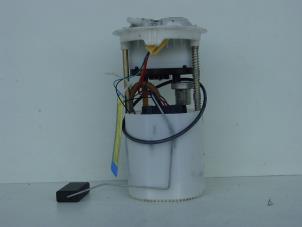 Gebruikte Brandstofpomp Elektrisch Renault Laguna II (BG) 1.9 dCi 120 Prijs op aanvraag aangeboden door Gebr Opdam B.V.