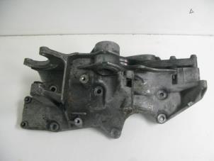 Gebruikte Dynamosteun onder Volkswagen Passat Prijs op aanvraag aangeboden door Gebr Opdam B.V.