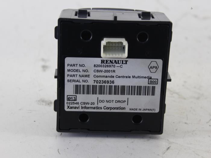 Gebruikte Bediening boordcomputer Renault Scénic II (JM) 2.0 16V Prijs € 42,00 Margeregeling aangeboden door Gebr Opdam B.V.