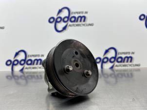 Gebruikte Pomp Servo Saab 9-3 I (YS3D) 2.2 TiD Kat. Prijs € 26,00 Margeregeling aangeboden door Gebr Opdam B.V.