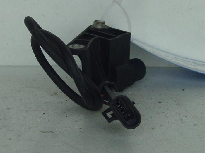 Gebruikte BDP Sensor Opel Astra G (F08/48) 1.6 16V Prijs op aanvraag aangeboden door Gebr Opdam B.V.