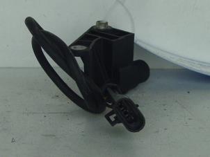 Gebruikte Sensor BDP Opel Astra G (F08/48) 1.6 16V Prijs op aanvraag aangeboden door Gebr Opdam B.V.