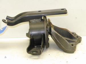 Gebruikte Motorrubber Mitsubishi Space Star (A0) 1.2 12V Prijs € 26,00 Margeregeling aangeboden door Gebr Opdam B.V.