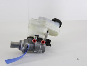 Gebruikte Hoofdremcilinder Opel Meriva 1.4 Turbo 16V Ecotec Prijs € 20,00 Margeregeling aangeboden door Gebr Opdam B.V.