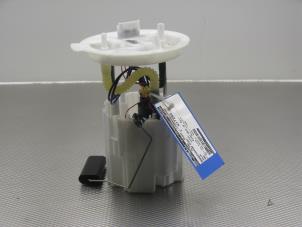 Gebruikte Tank element Pomp Volvo V60 I (FW/GW) 2.4 D6 20V Plug-in Hybrid AWD Prijs € 42,00 Margeregeling aangeboden door Gebr Opdam B.V.