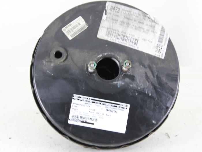 Gebruikte Rembol Fiat Stilo (192A/B) 1.6 16V Prijs € 25,00 Margeregeling aangeboden door Gebr Opdam B.V.