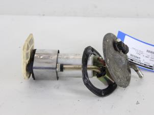 Gebruikte Benzinepomp Opel Astra F (53/54/58/59) 1.4i Classic Prijs € 30,00 Margeregeling aangeboden door Gebr Opdam B.V.