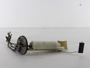 Gebruikte Benzinepomp MG ZR 1.4 16V 105 Prijs € 26,00 Margeregeling aangeboden door Gebr Opdam B.V.