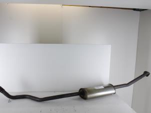 Gebruikte Uitlaat Middendemper Nissan Micra (K12) 1.2 16V Prijs € 17,00 Margeregeling aangeboden door Gebr Opdam B.V.