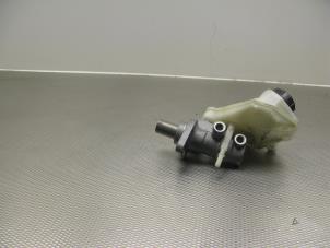 Gebruikte Hoofdremcilinder Volvo V70 (SW) Prijs op aanvraag aangeboden door Gebr Opdam B.V.