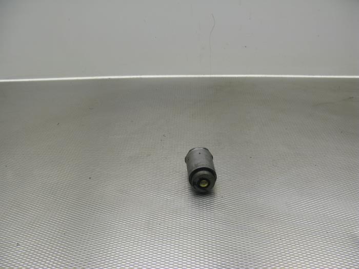 Oliedruk Schakelaar van een Mercedes-Benz E (W212) E-250 CDI 16V BlueEfficiency 2009