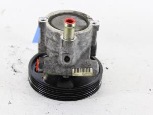 Gebruikte Stuurpomp Renault Laguna II Grandtour (KG) 1.9 dCi 100 Prijs € 26,00 Margeregeling aangeboden door Gebr Opdam B.V.