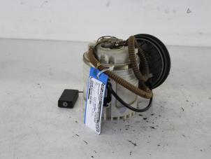 Gebruikte Benzinepomp Volkswagen Polo III Classic (6KV2) 1.4i 60 Prijs € 26,00 Margeregeling aangeboden door Gebr Opdam B.V.