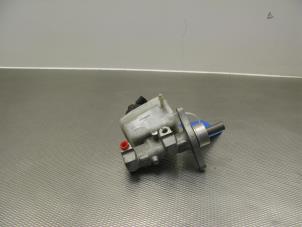 Gebruikte Hoofdremcilinder Dacia Logan MCV (KS) 1.5 dCi Prijs op aanvraag aangeboden door Gebr Opdam B.V.