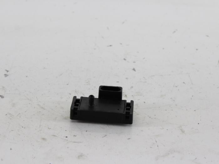 Gebruikte Map Sensor (inlaatspruitstuk) Renault Clio II (BB/CB) 1.4 Prijs € 13,00 Margeregeling aangeboden door Gebr Opdam B.V.