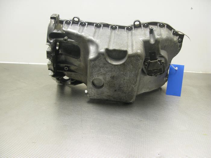Gebruikte Carterpan Volkswagen Touareg (7LA/7L6) 3.2 V6 24V Prijs € 64,00 Margeregeling aangeboden door Gebr Opdam B.V.