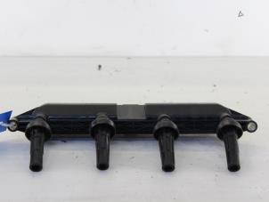 Gebruikte Bobine Peugeot 306 (7A/C/S) 1.4 Prijs € 17,00 Margeregeling aangeboden door Gebr Opdam B.V.