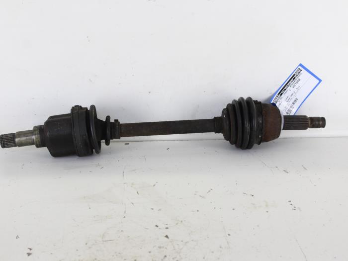 Gebruikte Steekas links-voor Ford Ka I 1.3i Prijs € 21,00 Margeregeling aangeboden door Gebr Opdam B.V.