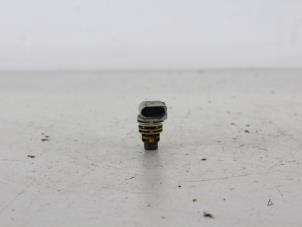 Gebruikte Olie niveau sensor Volkswagen Polo Prijs op aanvraag aangeboden door Gebr Opdam B.V.