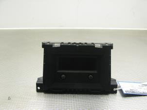 Gebruikte Display Interieur Opel Zafira (M75) 1.8 16V Ecotec Prijs € 42,00 Margeregeling aangeboden door Gebr Opdam B.V.