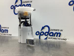 Nieuwe Benzinepomp Ford Mondeo Prijs € 128,26 Inclusief btw aangeboden door Gebr Opdam B.V.