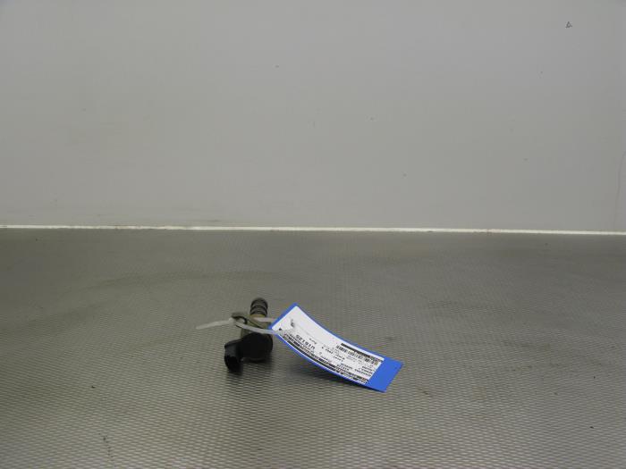 Gebruikte Sensor Nokkenas Renault Laguna II Grandtour (KG) 1.8 16V Prijs op aanvraag aangeboden door Gebr Opdam B.V.