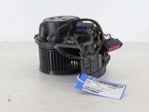 Gebruikte Kachel Ventilatiemotor Renault Clio II Societe (SB) 1.5 dCi 80 Prijs € 26,00 Margeregeling aangeboden door Gebr Opdam B.V.
