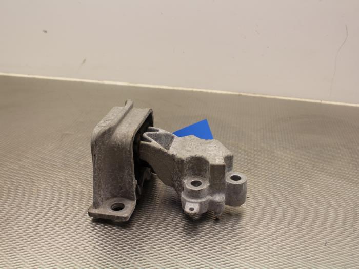 Gebruikte Motorrubber Renault Twingo II (CN) 1.2 16V Prijs op aanvraag aangeboden door Gebr Opdam B.V.