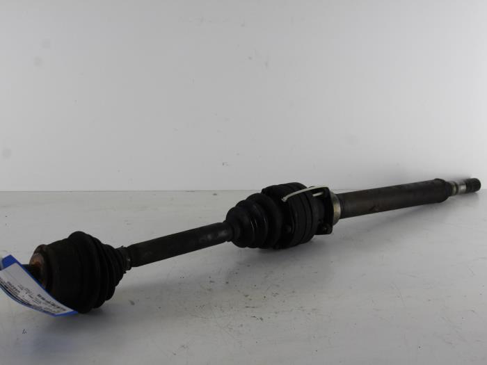 Gebruikte Steekas rechts-voor Alfa Romeo 166 2.0 Twin Spark 16V Prijs € 30,00 Margeregeling aangeboden door Gebr Opdam B.V.