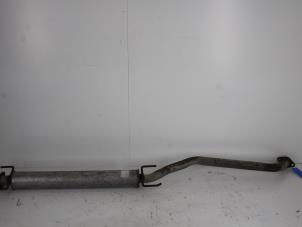 Gebruikte Uitlaat Middendemper Opel Vectra B Caravan (31) 2.2 DTi 16V Prijs € 17,00 Margeregeling aangeboden door Gebr Opdam B.V.