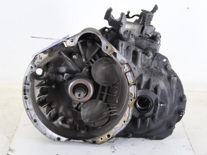 Gebruikte Versnellingsbak Mercedes B (W245) 2.0 B-180 CDI 16V Prijs € 340,00 Margeregeling aangeboden door Gebr Opdam B.V.