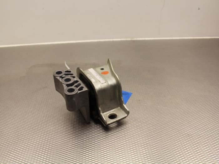 Gebruikte Motorsteun Citroen Jumper (U9) 2.0 Blue HDi 130 Prijs op aanvraag aangeboden door Gebr Opdam B.V.