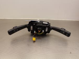 Gebruikte Licht + Raw Schakelaar Volvo XC60 I (DZ) 2.4 D5 20V AWD Geartronic Prijs € 85,00 Margeregeling aangeboden door Gebr Opdam B.V.