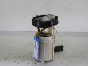 Gebruikte Benzinepomp Audi A3 (8L1) 1.6 Prijs € 30,00 Margeregeling aangeboden door Gebr Opdam B.V.