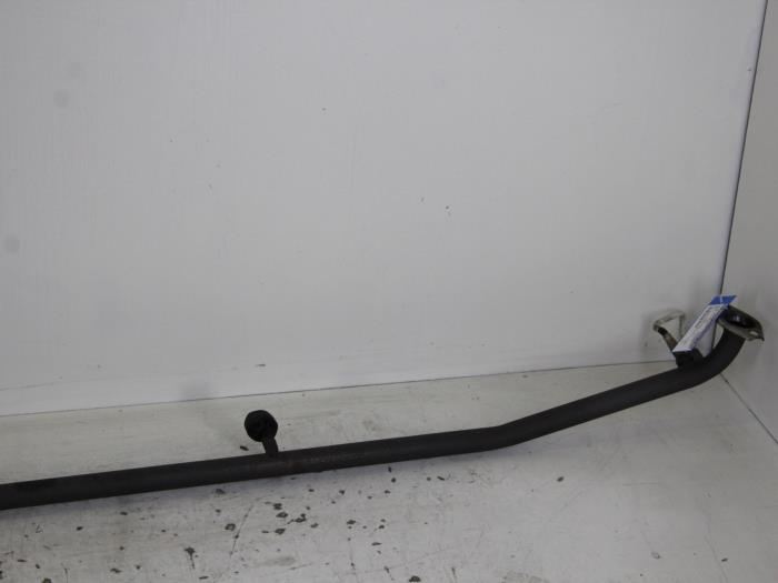 Gebruikte Uitlaat Middendemper Peugeot 107 1.0 12V Prijs € 17,00 Margeregeling aangeboden door Gebr Opdam B.V.