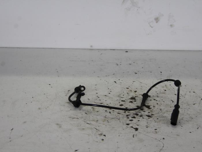 Gebruikte Sensor ABS Fiat Punto III (199) 0.9 TwinAir Prijs € 8,00 Margeregeling aangeboden door Gebr Opdam B.V.