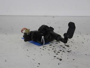 Gebruikte Diversen Chrysler Voyager/Grand Voyager (RG/RS) 2.4 16V Prijs op aanvraag aangeboden door Gebr Opdam B.V.