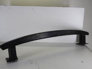 Gebruikte Bumperbalk achter Volkswagen Jetta Prijs € 15,00 Margeregeling aangeboden door Gebr Opdam B.V.