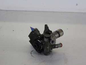 Gebruikte Pomp Servo BMW 5-Serie Prijs € 51,00 Margeregeling aangeboden door Gebr Opdam B.V.
